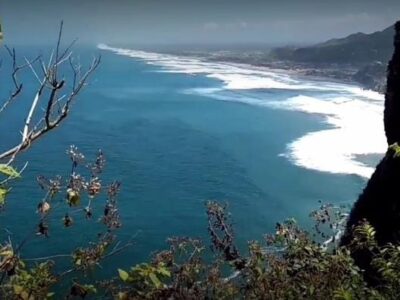 Lahan view Pantai Parangtritis Yogyakarta