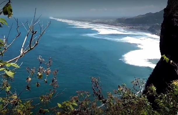 Lahan view Pantai Parangtritis Yogyakarta