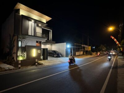 Rumah Mewah Lokasi Jln Kapten Haryadi Sinduharjo Sleman Yogyakarta