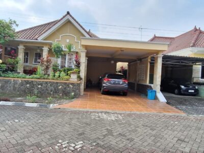 Rumah Di Perumahan Mewah Merapi View Jl Kapten Haryadi Sleman Yogyakarta