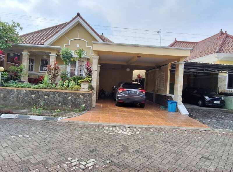 Rumah Di Perumahan Mewah Merapi View Jl Kapten Haryadi Sleman Yogyakarta
