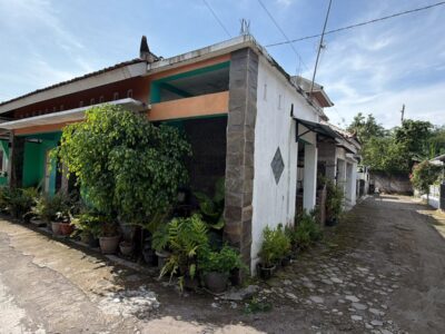 Di Jual Murah Tanah Bonus Rumah Dekat Sleman City Hall Jogjakarta