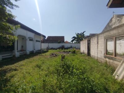 Tanah Berdiri Bangunan Condong Catur Depok Sleman Jogjakarta