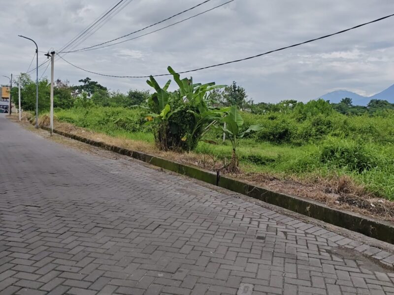 Di Jual Tanah Pekarangan Lokasi Dekat Kampus UTY Sinduadi Jetis Mlati Sleman , Jogjakarta