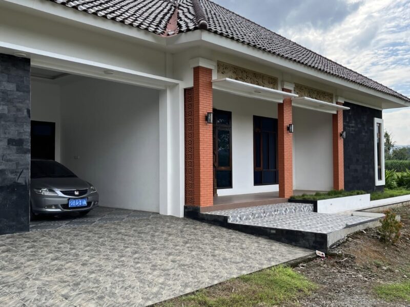 Di Jual Murah Rumah Hunian Nyaman Tanah Luas Lokasi Minggir Sleman Jogjakarta ____________________________