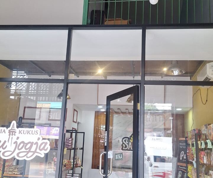 Di Jual Ruko Lokasi Jln Utsman Monjali Selatan , Dekat Hotel Tentrem Sleman Jogya, Barat Kampus UGM