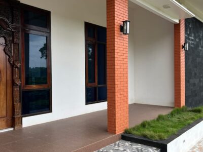 Di Jual Murah Home Stay / Rumah Hunian Nyaman Tanah Luas Lokasi Minggir Sleman Jogjakarta ____________________________