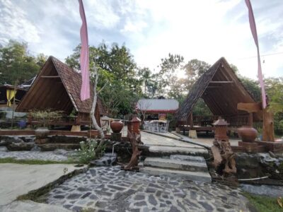 Jual Murah Tanah Bonus Resto Lokasi JL Raya Jalur Wisata Gunung Kidul Jogja