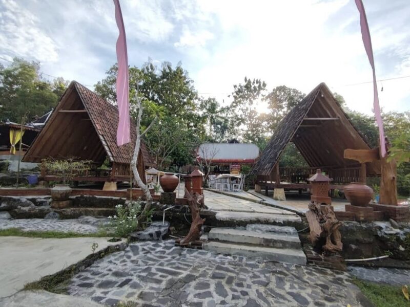 Jual Murah Tanah Bonus Resto Lokasi JL Raya Jalur Wisata Gunung Kidul Jogja