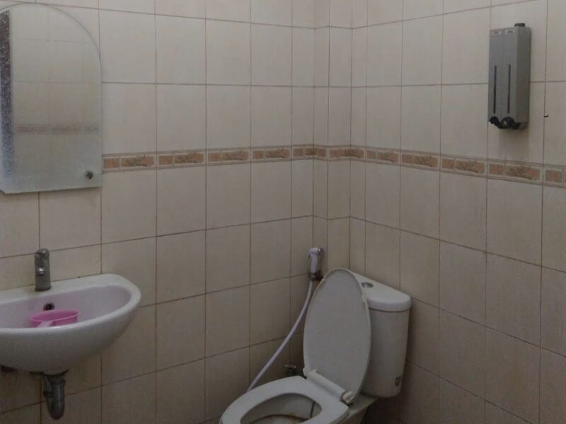 Di Jual Hotel Bintang 2.Lokasi Premium di Kawasan Stasiun Tugu & Malioboro Jogja