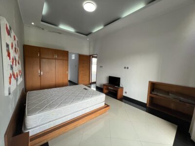 Di Jual Turun Harga Rumah Mewah Kolam Renang di Palagan KM 11 Sleman, Jogjakarta