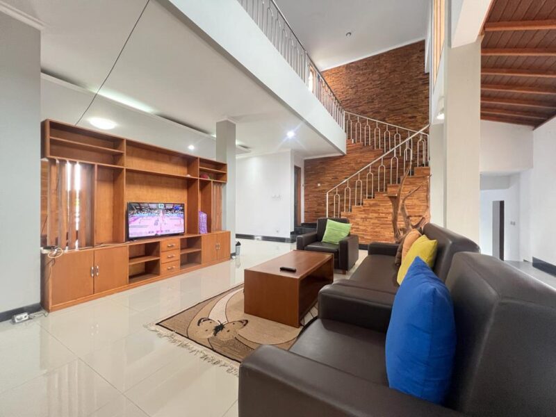 Di Jual Turun Harga Rumah Mewah Kolam Renang di Palagan KM 11 Sleman, Jogjakarta