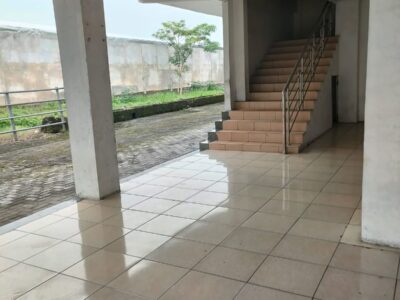 Jual Harga Tanahnya Saja Bonus Bangunan Hotel Lokasi : Jln Wates Km 3 Dekat Kadipiro , Ngestiharjo Bantul jogjakarta