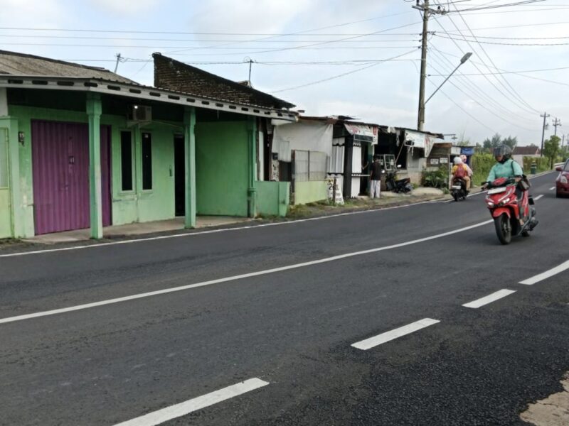 Di Jual Murah Rumah & Tempat Usaha Lokasi Pinggir Jalan Berbah Sleman Jogjakarta