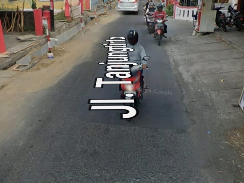 Di Jual Murah Turun Harga Tanah Bonus Bangunan Rumah & Kost kosan Lokasi : Tamantirto Berbah Sleman Yogyakarta