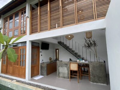 Harga Menjelang Lebaran Turun Drastis !!!!! Kesempatan Langka Di jual Villa Kolam Renang Lokasi Sardonoharjo Ngaglik Sleman , Jogjakarta