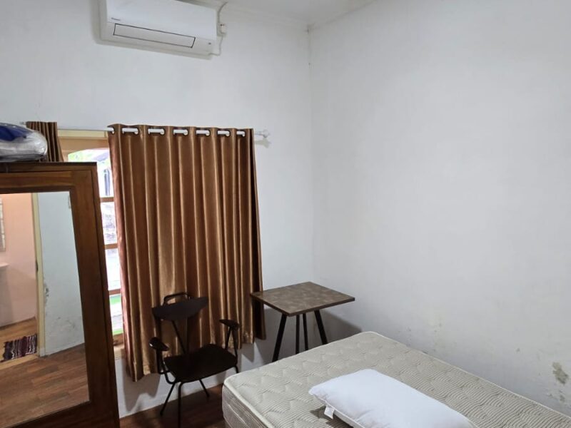 RUMAH LOKASI STRATEGIS DI JALAN KALIURANG, LOKASI FAVORIT DEKAT DENGAN BERBAGAI FASILITAS UMUM. . LOKASI : JL. Kaliurang KM 10, Sleman, Yogyakarta